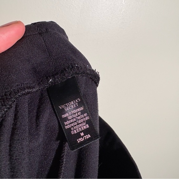 Victoria’s Secret Velour Jogger Pants - Picture 5 of 6